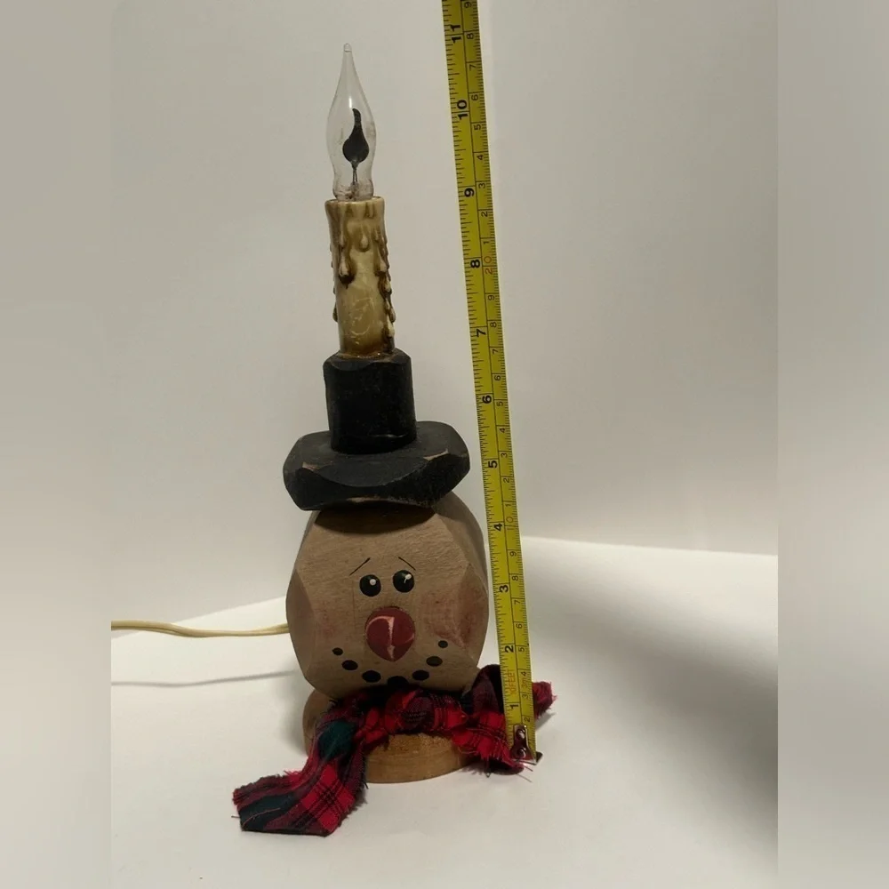 N/A wooden snowman